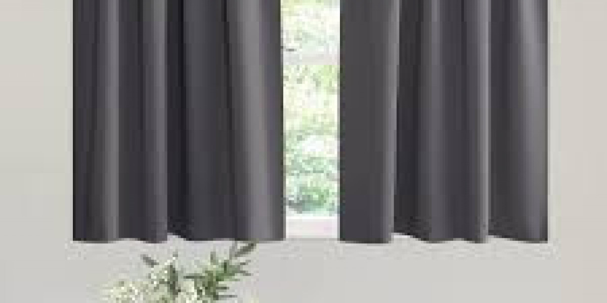 Small Window Curtains – Style, Functionality, and Elegance for Every Space